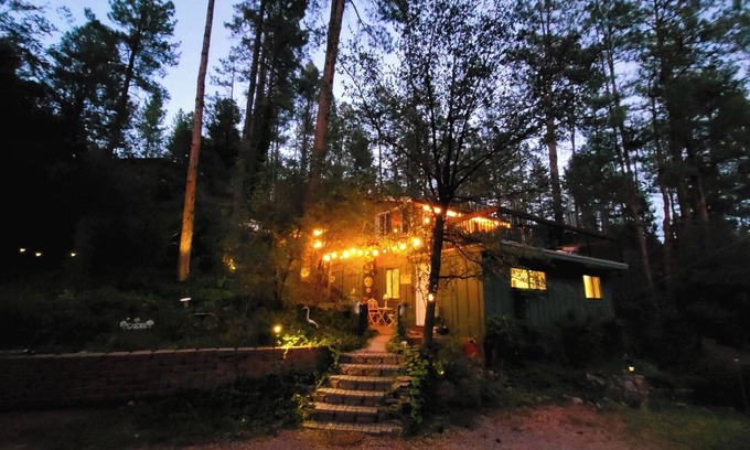 Kohls Ranch Cabina | Applecross Chalet at Tonto Creek~Hike, Explore, Hot Tub, Repeat!