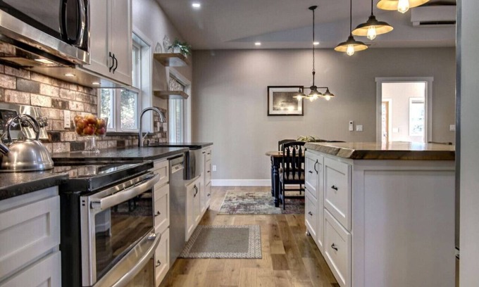 Jacksonville Casa | Applegate Humbug Hideaway