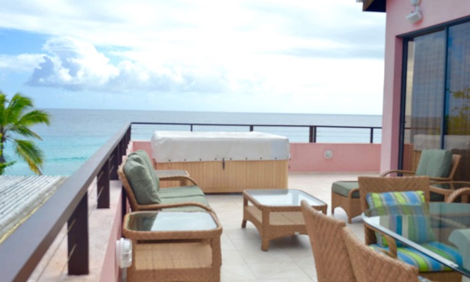 Saint Lawrence Condominio | Impresionante ático en la azotea en St Lawrence Gap, con vistas al mar Caribe