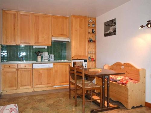 Le Chinaillon Apartamento | Appt 2P avec balcon au centre du Chinaillon, proche pistes, parking et casier à ski - FR-1-241-147