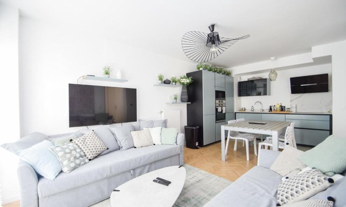 Rigollots Apartamento | Appt 4 pers dans un immeuble neuf avec jardin WIFI direction Paris