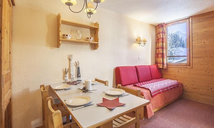 Doucy-Combelouviere Apartamento | Appt avec balcon, été et hiver, Doucy-Valmorel