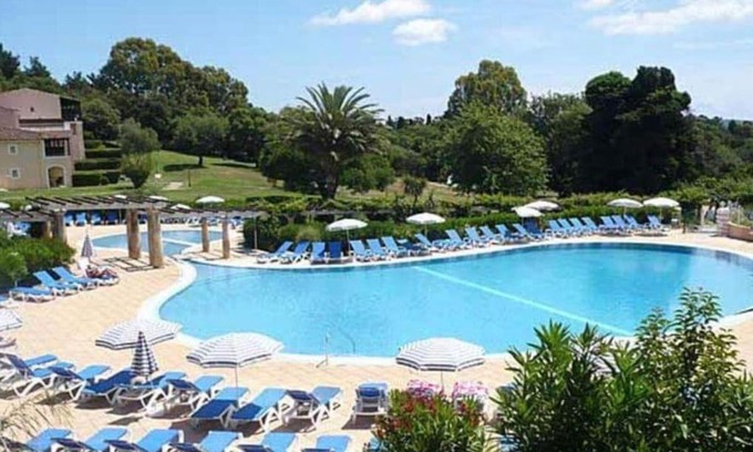 Les Restanques Apartamento | Appt Golfe de Saint-Tropez proche de la mer climatisé