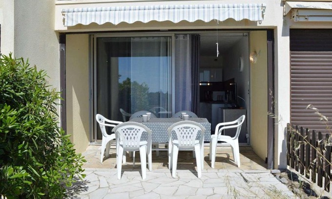 Saint-Pierre-la-Mer Apartamento | Appt T2 cabine 4 pers, terrasse, parking, piscine - Saint Pierre la Mer - FR-1-229D-62