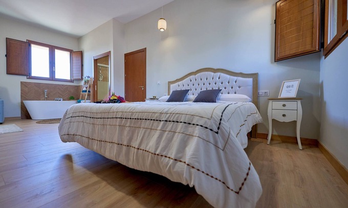 Plasencia Apartamento | Aprt. en el centro con parking privado Casa de las Argollas. Plasencia