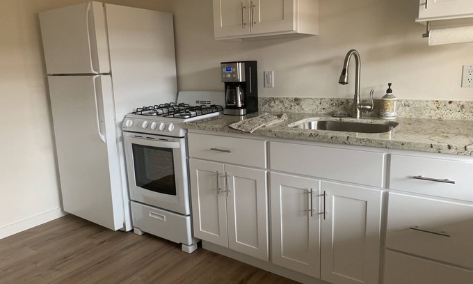 Golden Rectangle Apartamento | Apt 2 Carmel by the Sea