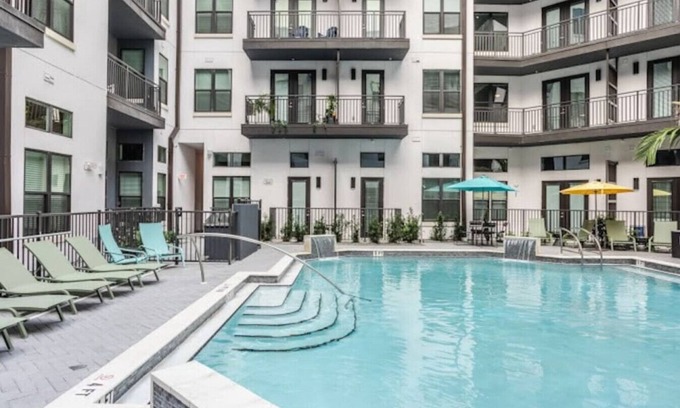 East Ybor Apartamento | Apt 411 · Luxury Condo w/Pool access In Ybor City Tampa