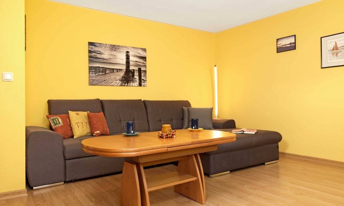 Kirchdorf Apartamento | Apt. Dwarslöper - Peaceful holiday apartment in Kirchdorf in the owner's house.