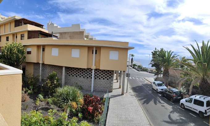 Arico Apartamento | APT. PLAYAELPORIS