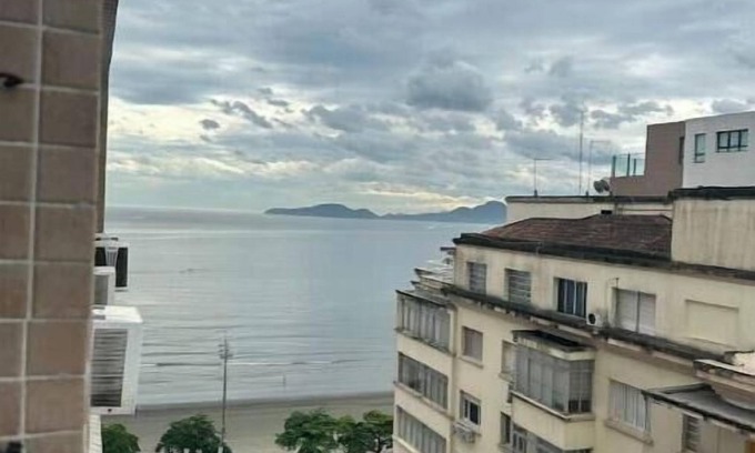 Ponta da Praia Apartamento | Apto beachfront canal 6