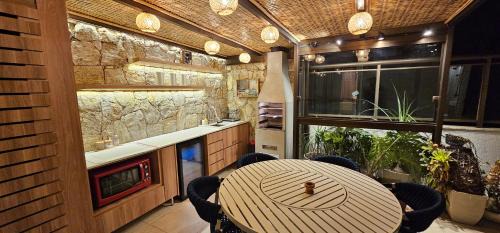 Itaipava Apartamento | Apto bem aconchegante central Itaipava All Suítes