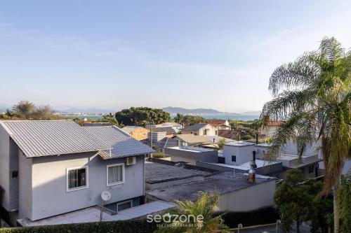 Ponta das Canas Apartamento | Apto com varanda e vista mar em Floripa | GVM133