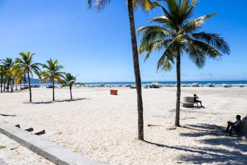 Tupi Apartamento | Apto confortavel a 170m da Praia Vila Tupi