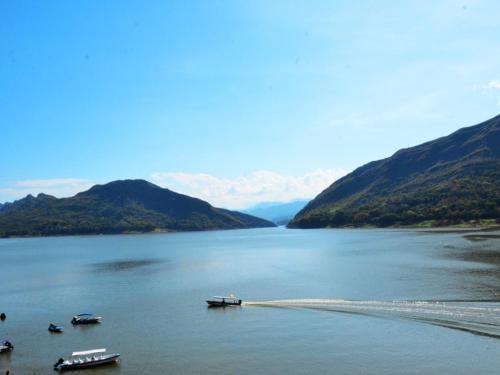 Boqueron de Tena Apartamento | Apto en la represa de prado full 2