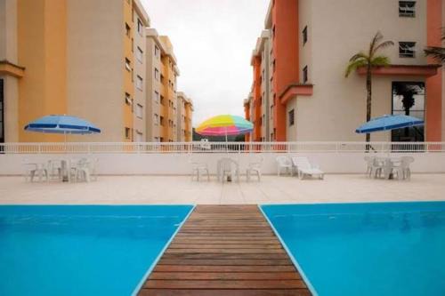 Ipiranguinha Apartamento | Apto Lazer 3 piscinas, ar condicionado, quadra, churrasqueira e parquinho