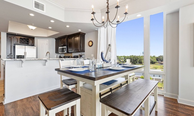 Gulfport Condominio | "Aqua Blue" Condo on the beach is waiting on you with breathtaking balcony views