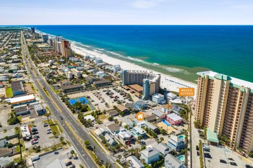 Gulf Lagoon Beach Casa | Aqua Horizon by AvantStay Pool Near the Beach