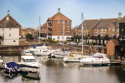 Eastbourne Apartamento | Aqua Marina - breathe in, relax