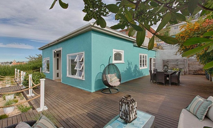 Oamaru Casa | Aqua On Reed