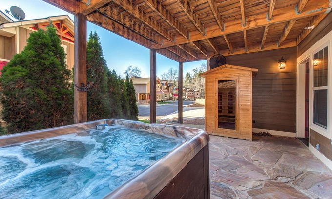 Gatlinburg Chalet De Esquí | Aqua Paradise - Six Bedroom Chalet