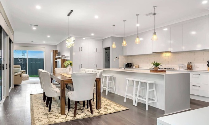 Moana Casa | Aqua Place Family Comfort meets Coastal Charm
