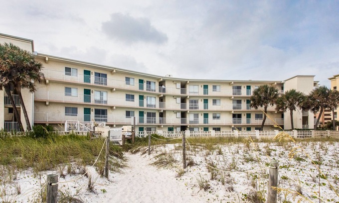 Fort Walton Beach Villa | Aqua Villa by Southern Vacation Rentals
