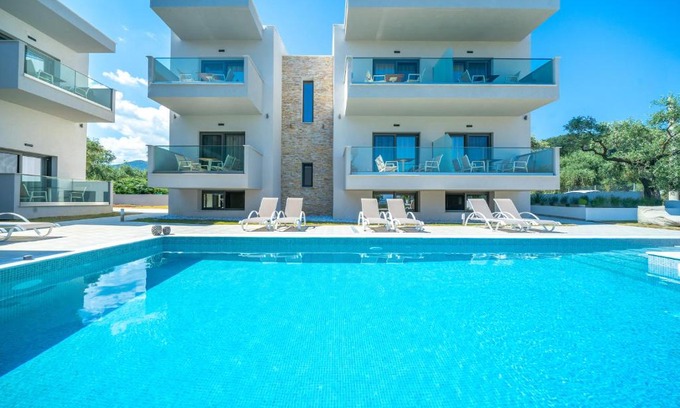 Thasos Town Hotel | Aquamarine Luxury Rooms Thassos