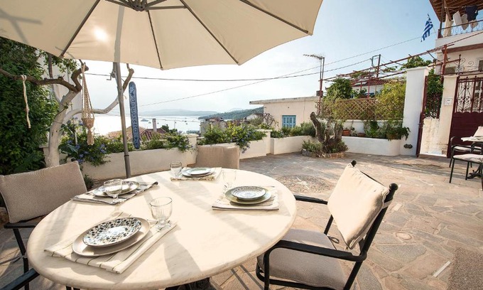 Poros Apartamento | Aquarella-Fairytale Apartment with Sunset View