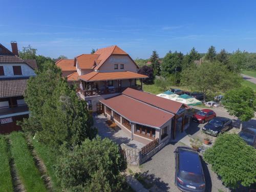 Abadszalok Casa | aQuarium Panzió