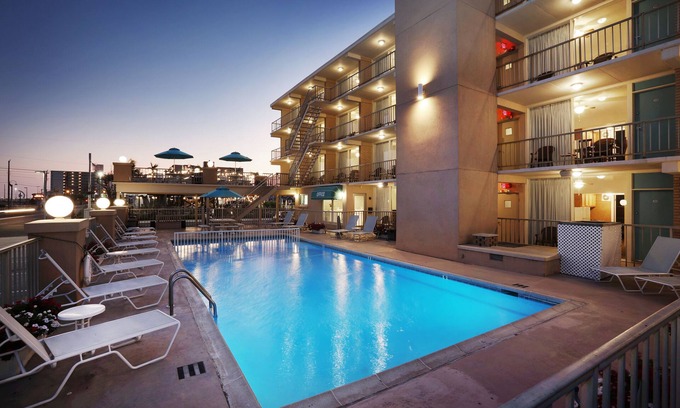 Wildwood Hotel | Aquarius Oceanfront Inn