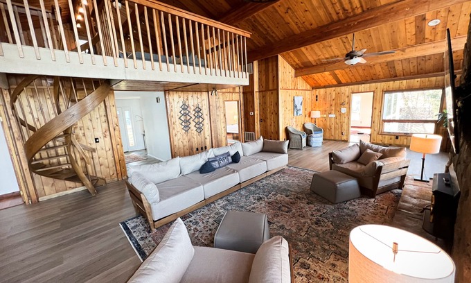 Stafford Casa | Just 45 miles from DC but you will feel hours away!