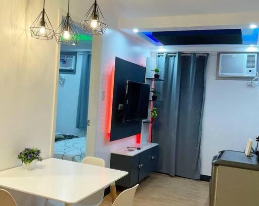 Sasa Apartamento | AR02 1BEDROOM Condo Unit with Free Pool, HBO, Netflix & WiFi