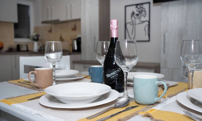Arad Apartamento | Arad Plaza Viktoria Charming 1-bedroom apartment in lovely Arad