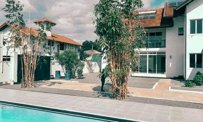 Seeduwa - Katunayake Hotel | Aradhana Airport Transit hotel
