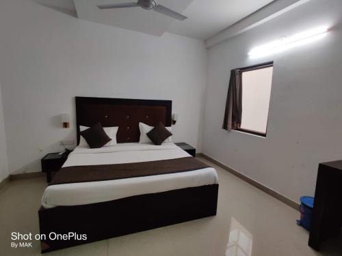 Shikohabad Casa | Aradhaya Guesthouse