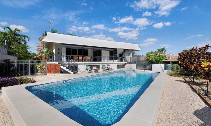Nightcliff Casa | Arafura Blue Walk Everywhere along the Foreshore
