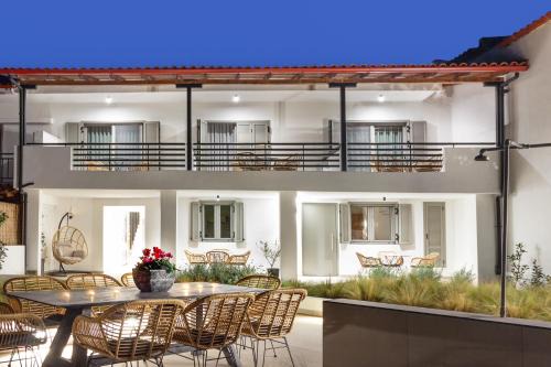 Polichrono Apartamento | Araliki Suites
