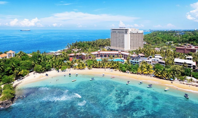 Unawatuna Complejo | Araliya Beach Resort & Spa Unawatuna- Where you meet the sea all year