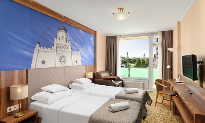 Kecskemet Hotel | Aranyhomok Business-City-Wellness Hotel