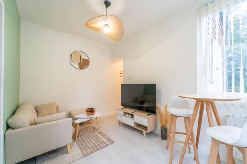 Le Poirier Baron Apartamento | Arau casa - Appt à Sannois avec jardin