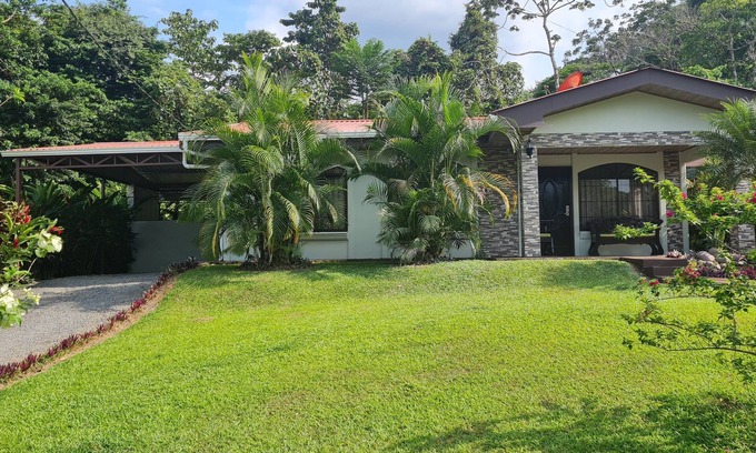 Peñas Blancas Casa | Arboleda's House-By the River, Forest and Gardens.
