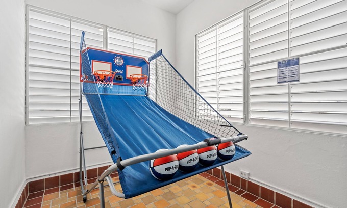 Sagrado Corazon Apartamento | Arcade Games | Perfect For Family or Large Groups