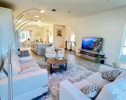 Arcadia Apartamento | Arcadia Best for Family 4b3.5b SPACIOUS TOWNHOUSE