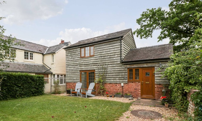 Leominster Cabaña | ARCHERS COTTAGE, romantic, character holiday cottage in Leominster