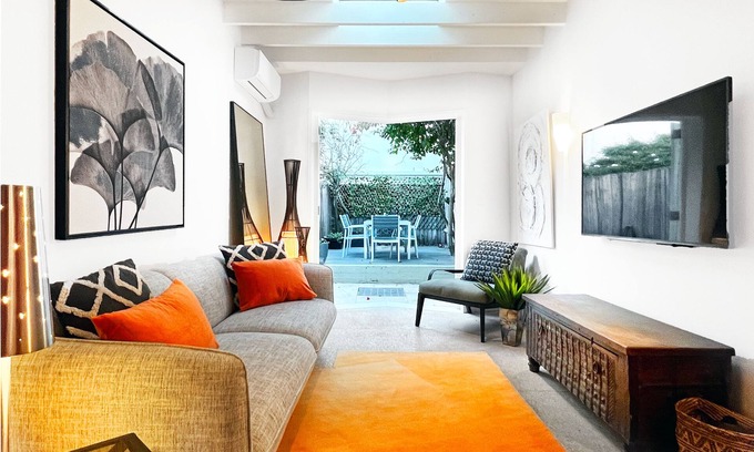 Erskineville Cabaña | Architect Designed 2b Cosy Cottage. Great Location