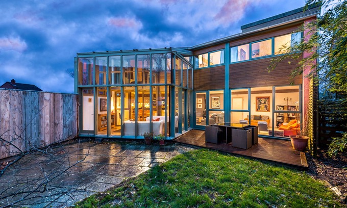 Llyswen Casa | Arquitecto diseñado Eco House en pequeño pueblo en el Wye Valley Walk