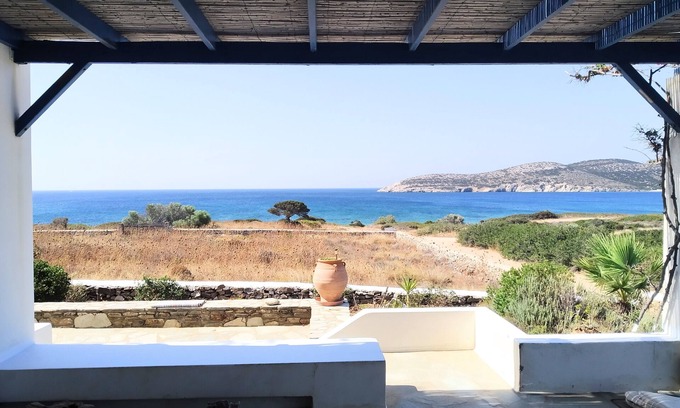Antiparos Casa | Architect's summer house a few walking meters from the beach