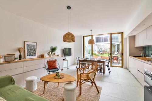Cognac Casa | Architectural #Jardin #11pers