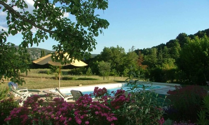 Lagorce Casa | Ardèche, Maison de caractère, 5 bedrooms, sleeps 10, private pool.