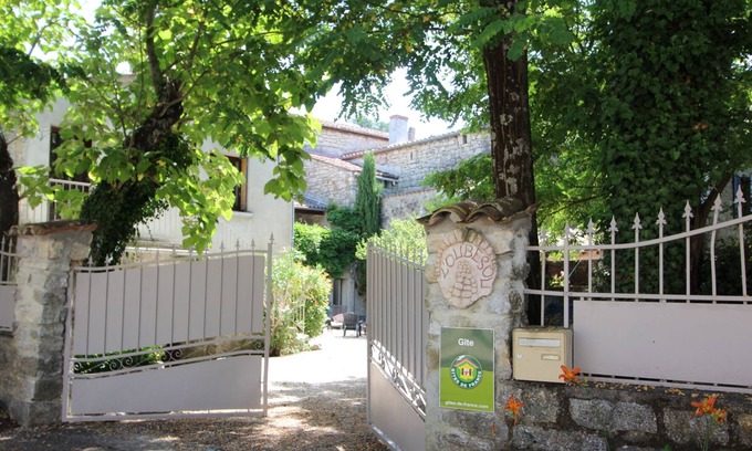 Brujas Casa | Ardèche Méridionale, hermosa casa para compartir con amigos o familiares,